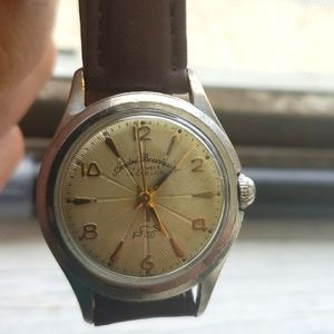 Andre bouchard 17 jewel hand wind watch movment